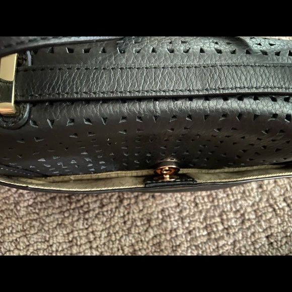 Isaac Mizrahi Crossbody Bag - Picture 5 of 8